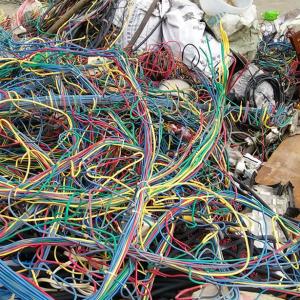 Recycling of waste cable wire in market